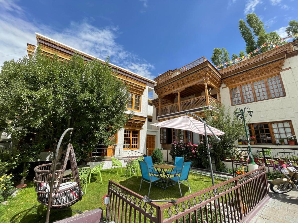 New Royal Guest House Leh Exterior foto