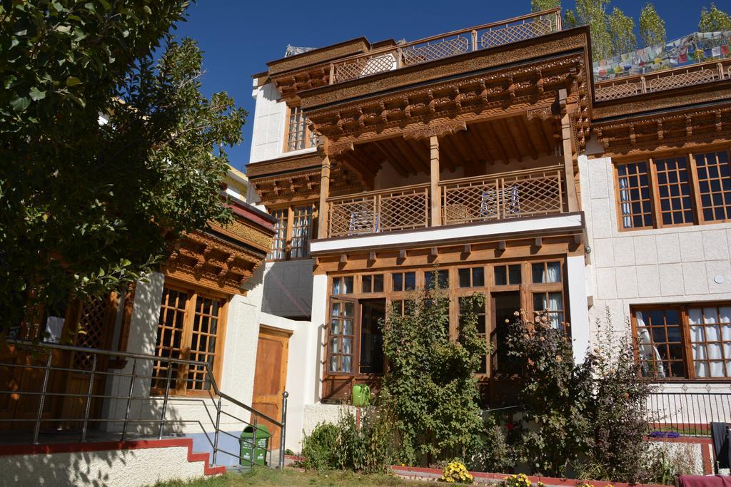 New Royal Guest House Leh Exterior foto